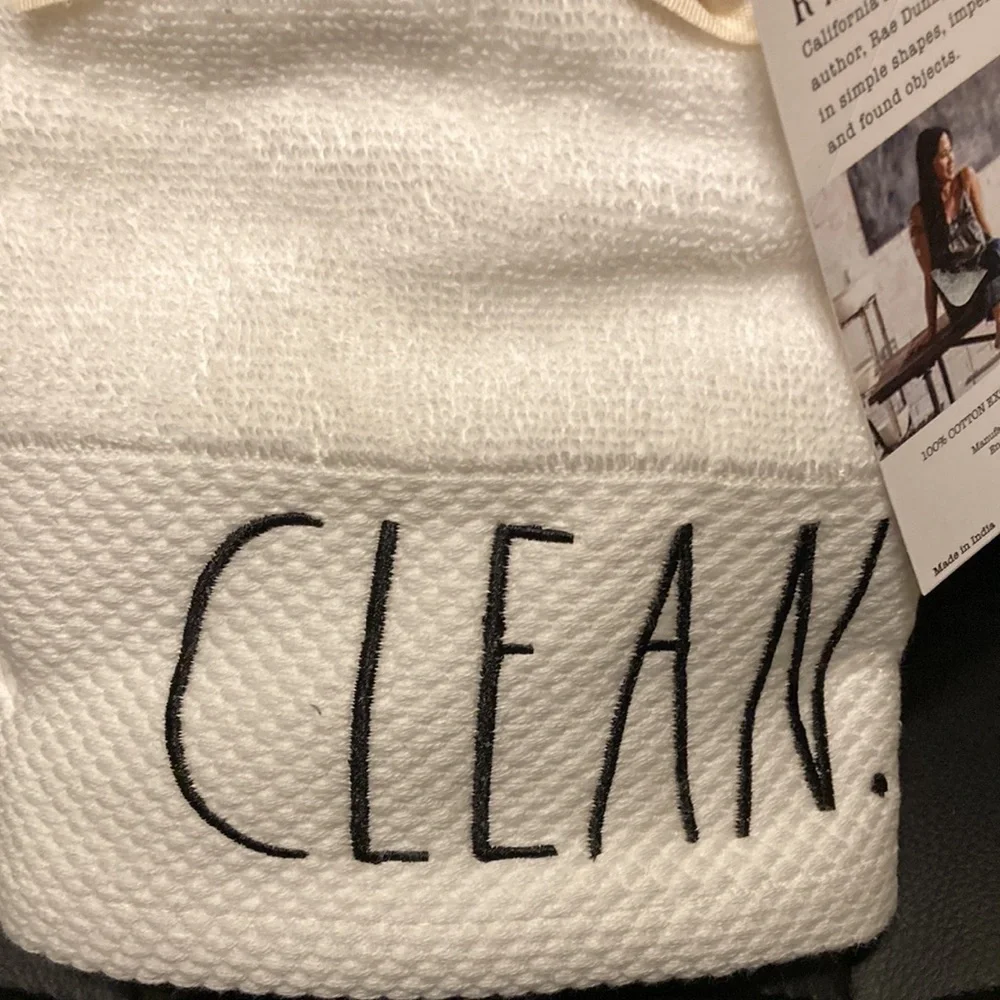 NWT NEW RAE DUNN CLEAN/FRESH WHITE W/BLACK SET OF 2 HAND TOWELS